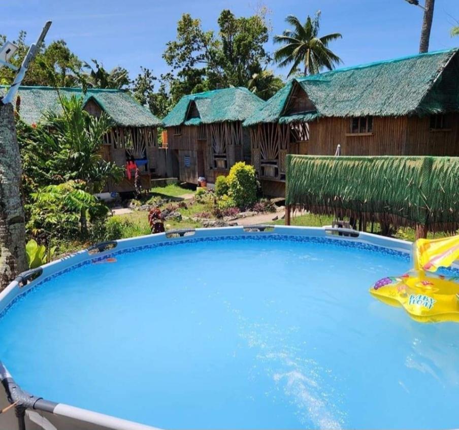 Nirvana Bamboo Houses & Dive Resort Moalboal Bagian luar foto